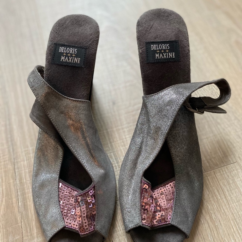 Deloris Maxine leather silver and pink sequins